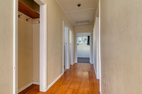 Photo of property in 74 Lipscombe Crescent, Havelock North, 4130