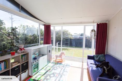 Photo of property in 21 Cornfoot Street, Castlecliff, Whanganui, 4501