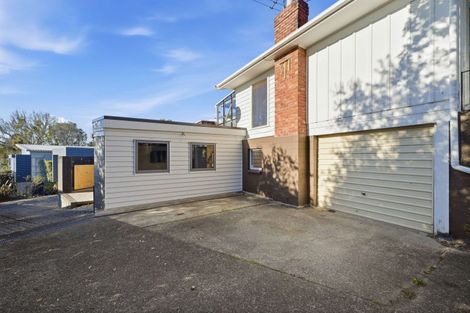 Photo of property in 1/4 Firth Road, Torbay, Auckland, 0630