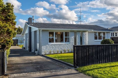 Photo of property in 64 Brandon Street, Featherston, 5710