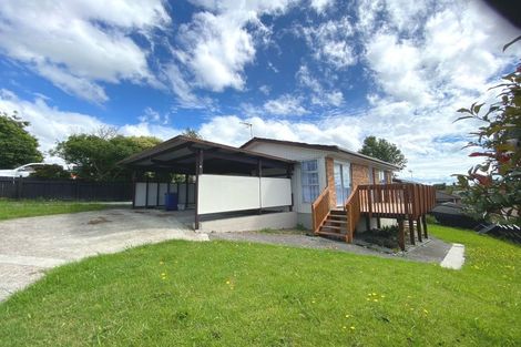 Photo of property in 24 Fitzwater Place, Henderson, Auckland, 0612
