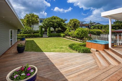 Photo of property in 12 Oban Road, Browns Bay, Auckland, 0630