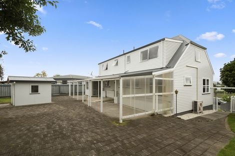 Photo of property in 77 Coopers Road, Gate Pa, Tauranga, 3112
