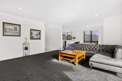 Photo of property in 5 Warlock Way, Papamoa, 3118