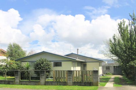 Photo of property in 4 Thackeray Place, Owhata, Rotorua, 3010