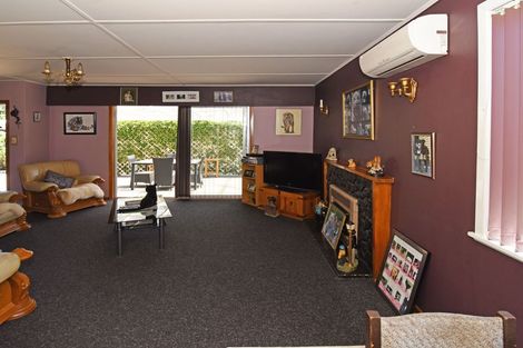 Photo of property in 5 Mabson Terrace, Masterton, 5810