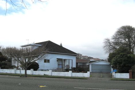 Photo of property in 124 Cambridge Street, Levin, 5510