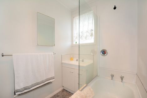 Photo of property in 14 Hanlon Street, Halfway Bush, Dunedin, 9010