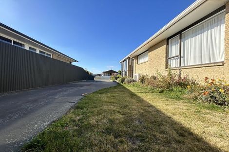 Photo of property in 64 Oriana Crescent, Hornby, Christchurch, 8042