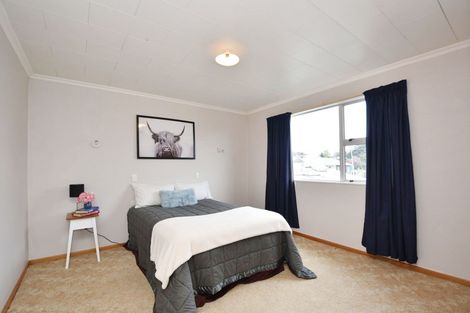 Photo of property in 1 Ferry Road, Tuatapere, 9620