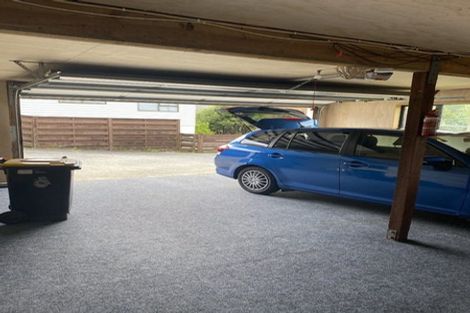 Photo of property in 110 Taylor Terrace, Tawa, Wellington, 5028