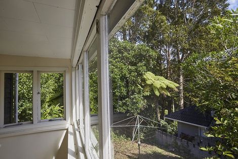 Photo of property in 37 Kopiko Road, Titirangi, Auckland, 0604