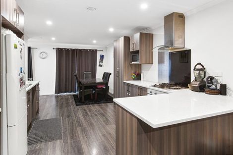 Photo of property in 4 Kanga Lane, Manurewa, Auckland, 2102