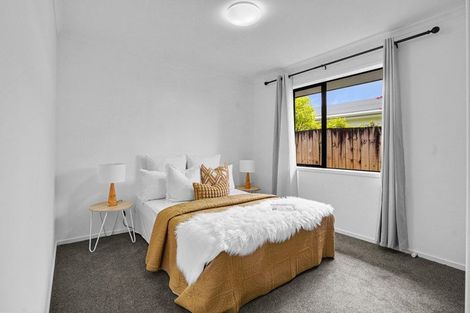 Photo of property in 109 Farnborough Drive, Grandview Heights, Hamilton, 3200