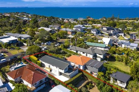 Photo of property in 28 Peter Terrace, Castor Bay, Auckland, 0620