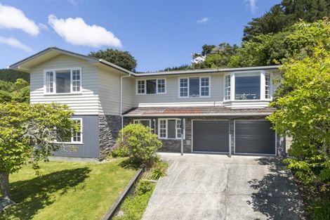 Photo of property in 25 Oriel Avenue, Tawa, Wellington, 5028