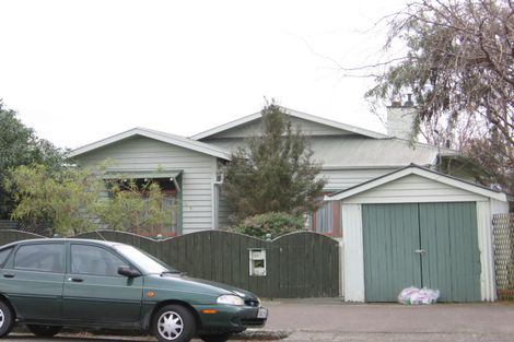 Photo of property in 18 Oxford Street, Hokowhitu, Palmerston North, 4410