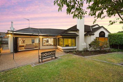 Photo of property in 28 Keswick Crescent, Huntington, Hamilton, 3210