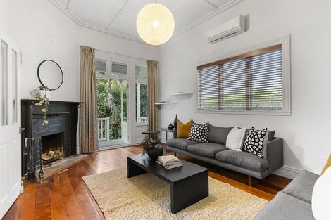 Photo of property in 14 Malvern Road, Morningside, Auckland, 1022
