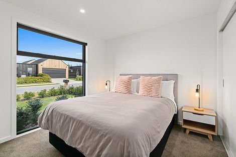 Photo of property in 10 Sawdon Street, Wanaka, 9305