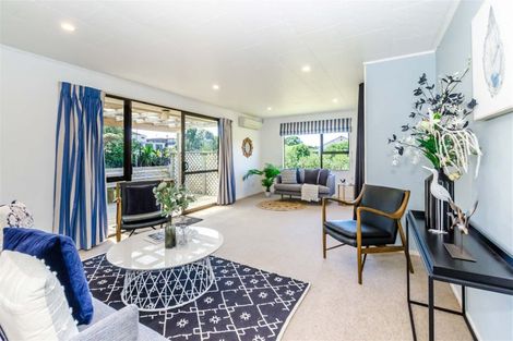 Photo of property in 128 Tutere Street, Waikanae Beach, Waikanae, 5036