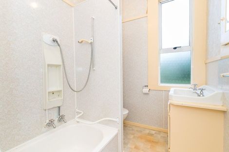 Photo of property in 32 Moreau Street, Saint Kilda, Dunedin, 9012