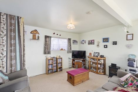 Photo of property in 17 Glamis Avenue, Bell Block, New Plymouth, 4312