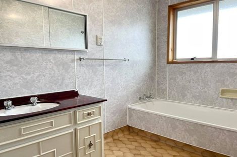 Photo of property in 61 Cracroft Street, Waitara, 4320