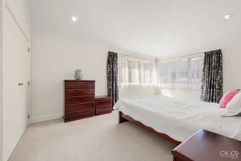 Photo of property in 4/125 Woburn Road, Woburn, Lower Hutt, 5010