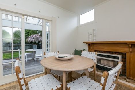 Photo of property in 62 Charles Street, Westshore, Napier, 4110