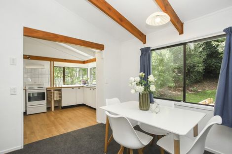 Photo of property in 54 Derwent Crescent, Titirangi, Auckland, 0604