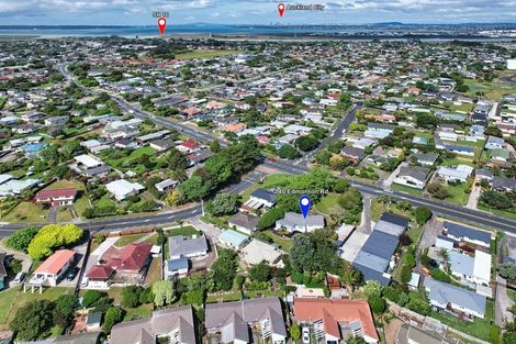 Photo of property in 140 Edmonton Road, Te Atatu South, Auckland, 0610