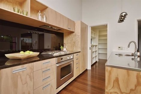 Photo of property in 6 Craigieburn Lane, Mount Pleasant, Christchurch, 8081