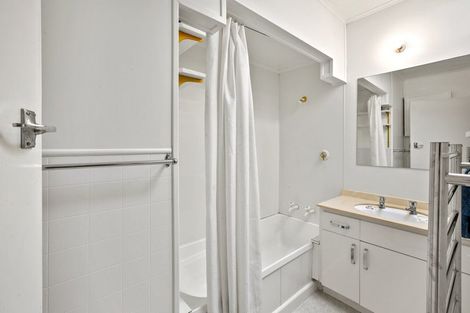 Photo of property in 184c Seaview Road, Westown, New Plymouth, 4310