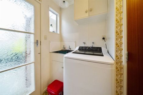 Photo of property in 37 Collins Street, Hawera, 4610