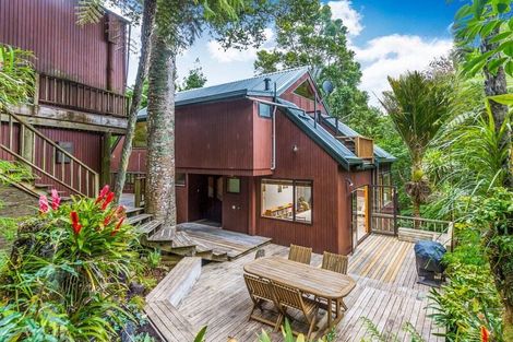 Photo of property in 409 Titirangi Road, Titirangi, Auckland, 0604