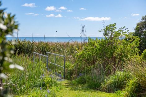 Photo of property in 275 Mataikona Road, Mataikona, Tinui, 5889