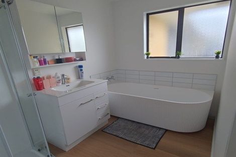 Photo of property in 33a Cardigan Bay Place, Addington, Christchurch, 8024