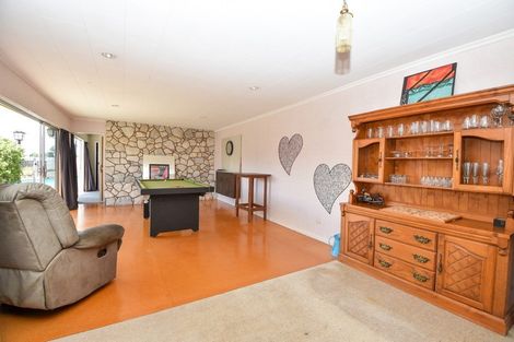 Photo of property in 485-487 High Street South, Carterton, 5713