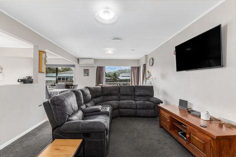 Photo of property in 42 Wood Street, Wainuiomata, Lower Hutt, 5014