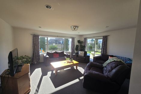 Photo of property in 2 Kipling Crescent, Owhata, Rotorua, 3010