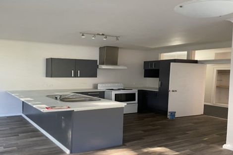 Photo of property in 6 Epsom Way, Karori, Wellington, 6012