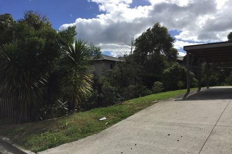 Photo of property in 59a Sungrove Rise, Sunnyvale, Auckland, 0612