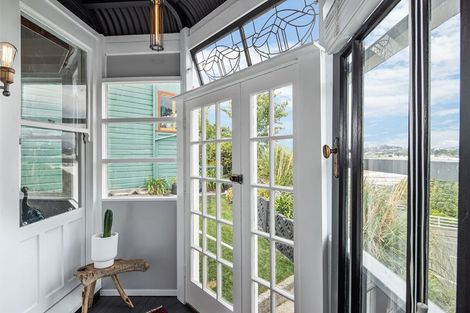 Photo of property in 2 Bourke Street, Kilbirnie, Wellington, 6022