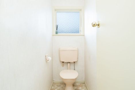 Photo of property in 4 Glen Norman Avenue, Henderson, Auckland, 0610