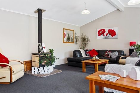 Photo of property in 13 Hilden Place, Hilltop, Taupo, 3330