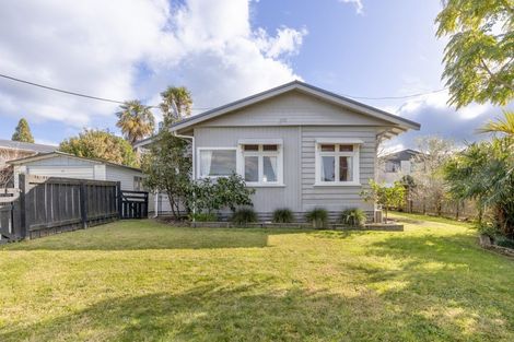 Photo of property in 57 Dunlop Road, Te Puke, 3119
