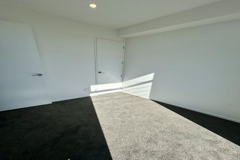 Photo of property in 15 Tiraumea Drive, Pakuranga, Auckland, 2010