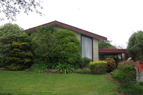 Photo of property in 40 Meadowbrook Drive, Cloverlea, Palmerston North, 4412