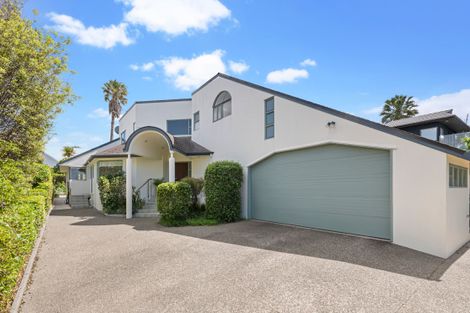 Photo of property in 4a View Road, Campbells Bay, Auckland, 0630